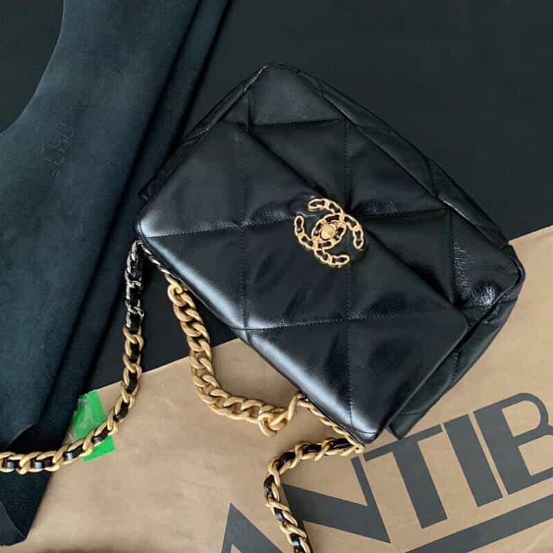 Chanel香奈儿 19 Flap Bag AS1160小号26CM黑色