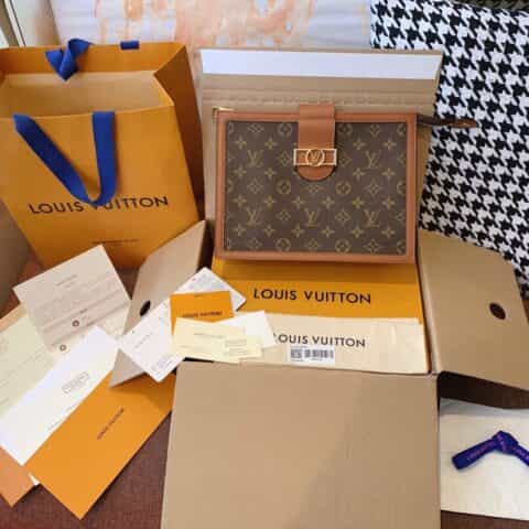 Louis Vuitton LV Pochette Dauphine达芙妮手拿包 M69184