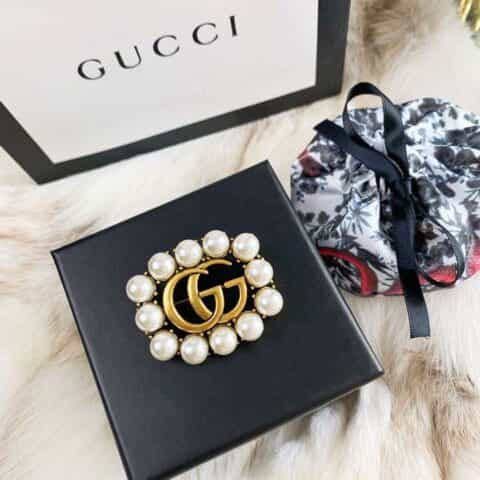 Gucci专柜一致黄铜材质双G字母胸针