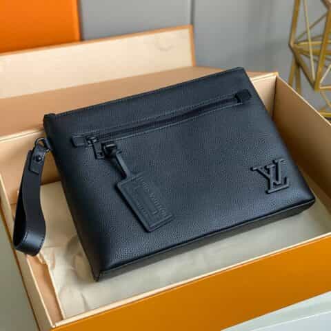 Louis Vuitton LV H26 Aerogram iPad Pouch 保护套 M69837