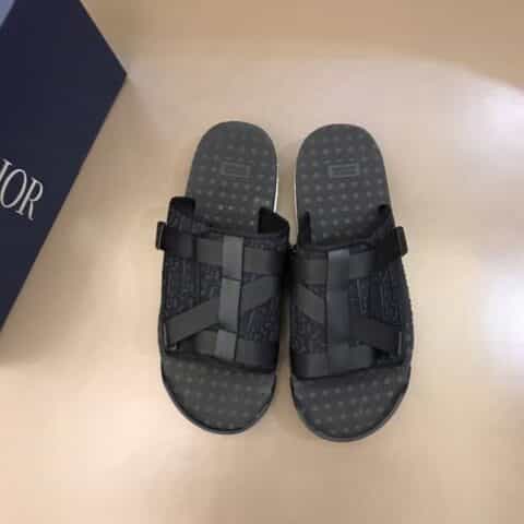 Dior迪奥   经典黑色Dior Oblique 提花高端男士沙滩拖鞋