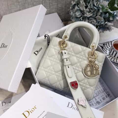 Dior My Lady徽章系列戴妃包 白色