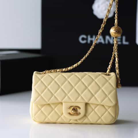 Chanel Flap Bag CF羊皮大Mini金球包 AS1787鹅蛋黄