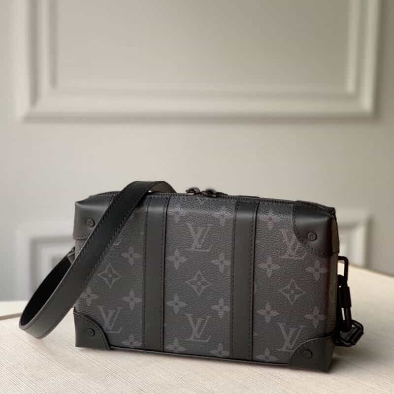 Louis Vuitton LV Soft Trunk bag M69838黑花