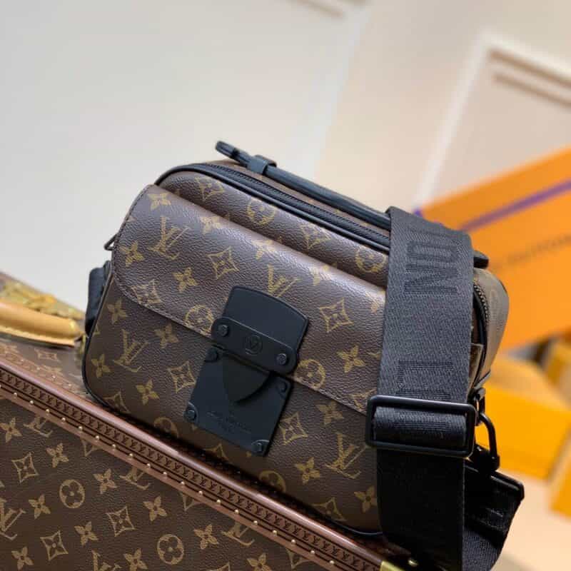 Mens Louis Vuitton Messenger bags from 800  Lyst