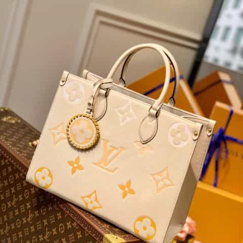 Louis Vuitton LV OnTheGo MM tote bag M45717香草黄