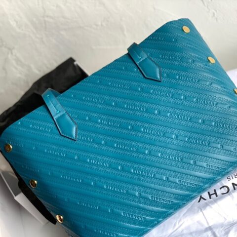 Givenchy纪梵希🇫🇷法国品G家最新款🆕Bond压纹小牛托特包0179蓝色