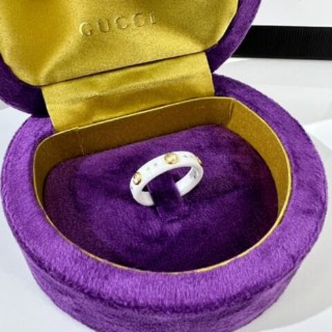 新款Gucci窄版黑白陶瓷戒指