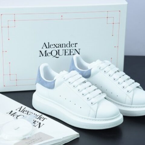 Alexander McQueen/亚历山大麦昆 雾霾蓝尾松糕鞋厚底增高小白鞋0Y7H4