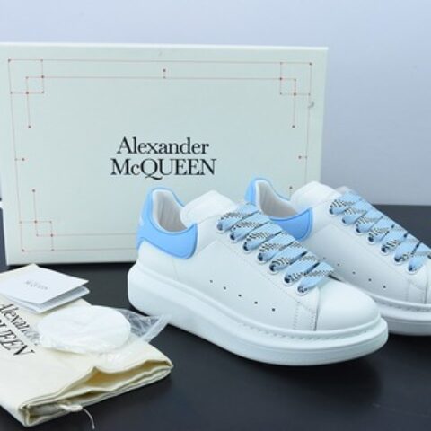 Alexander McQueen/亚历山大麦昆 松糕鞋厚底增高小白鞋D05G6