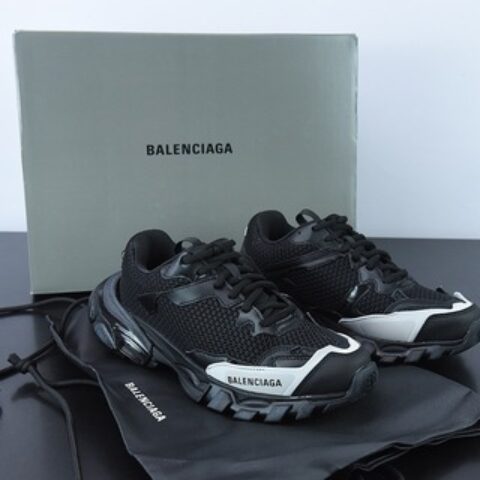 H00G6 纯原代购版本巴黎世家/Balenciaga 巴黎世家3.0老爹鞋      黑白 货号：700875W3RF19169