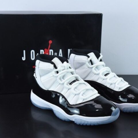 Air Jordan 11 Retro 黑白康扣高帮男士篮球鞋 货号：378037-100