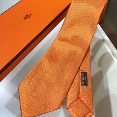 Hermes爱马仕100%顶级斜纹真丝H提花领带