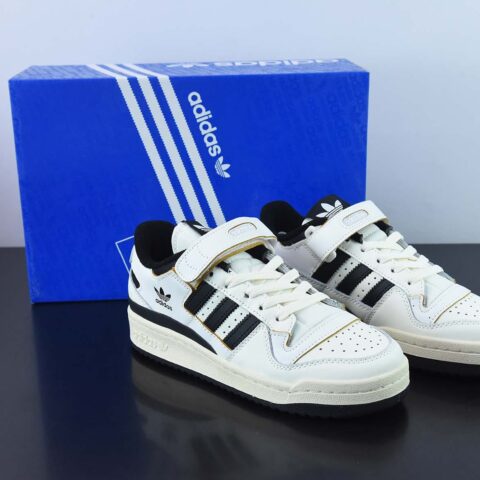 Adidas originals Forum 84 low 低帮百搭潮流休闲运动板鞋货号：HR2007