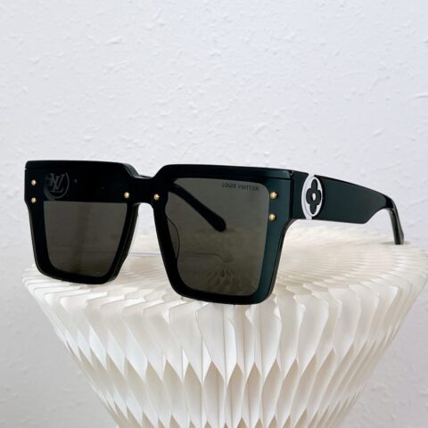 LV路易威登方框男女通用太阳眼镜