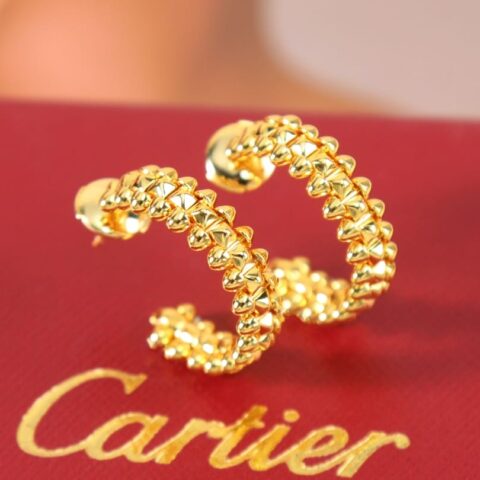 卡地亚clash de Cartier 子弹头耳钉耳环