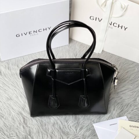 Givenchy纪梵希法国原厂小牛皮经典款Antignoa手袋0116