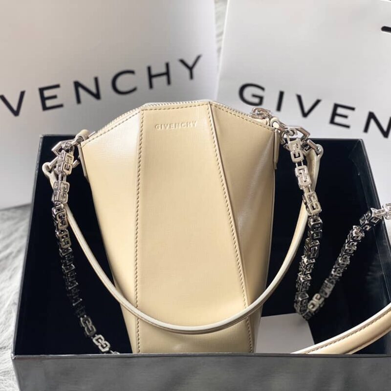 Givenchy纪梵希小羊皮不规则链条包/斜挎包0118