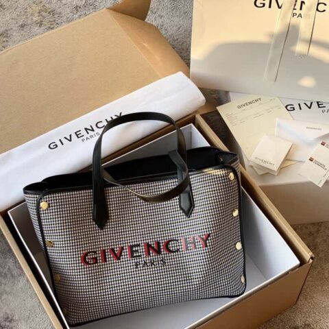 Givenchy纪梵希2020春夏新款BOND帆布购物袋0179