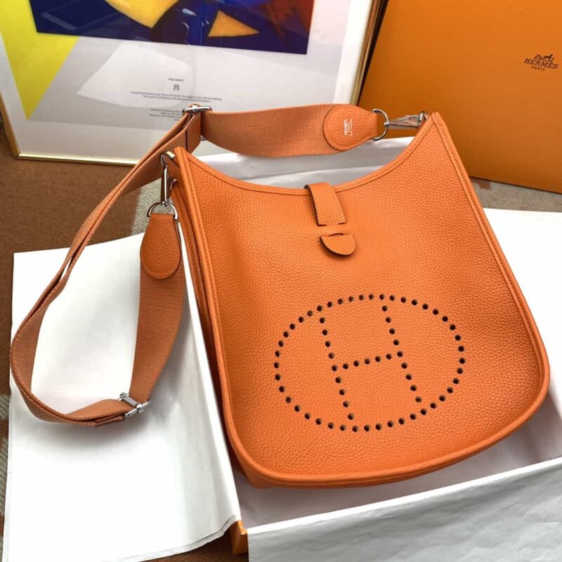 Hermès Evelyn伊芙琳 28cm 🍊橙色 原厂Clemence TC皮 蜜蜡线手缝