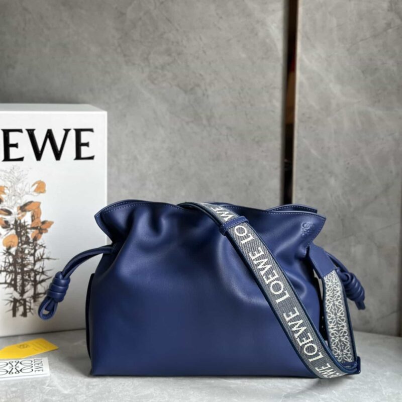 LOEWE 新版单色釉福袋 0538蓝色