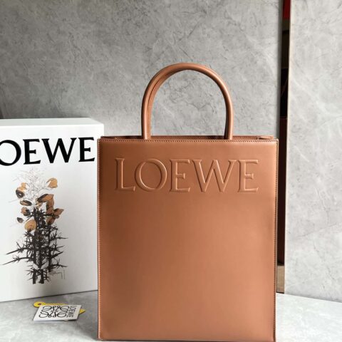 LOEWE 最新秀款 A4 tote琴谱包托特包 0690棕色