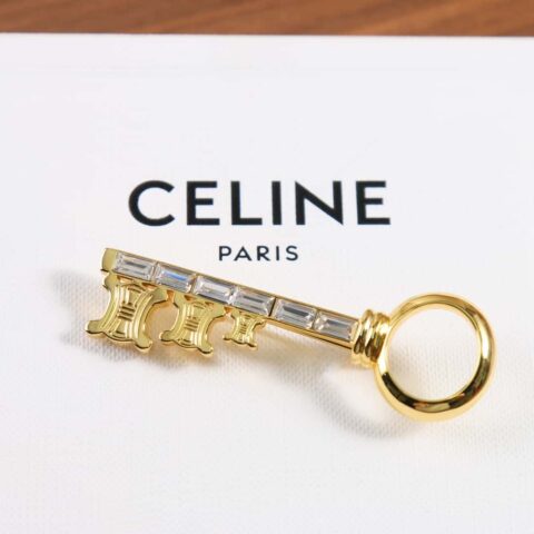 新款☑️ Celine瑟琳凯旋门钥匙🔑胸针