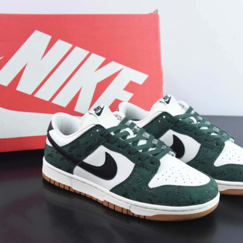 Nike SB Dunk Low “SKU” 白深绿色 绿蛇纹运动鞋  货号：FQ8893 397