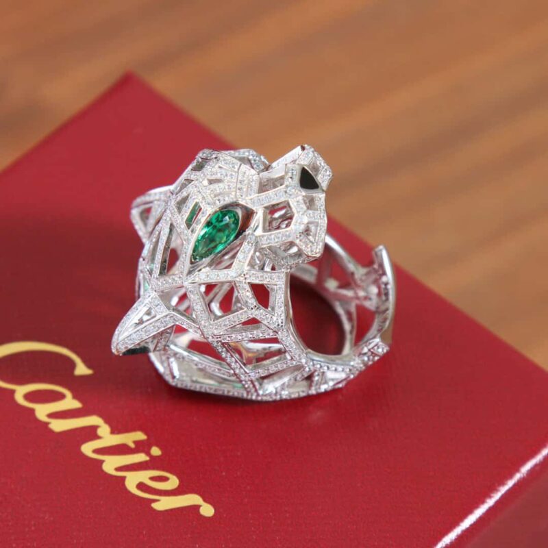 新款☑️卡地亚Cartier丛林系列 镂空满钻虎头戒指