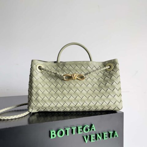 Bottega Veneta 新品横款Andiamo手袋 款号：754990 洞石绿