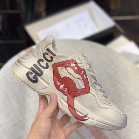 GUCCI 做旧皮革 大嘴图案Logo印花复古标识 男女款复古运动鞋