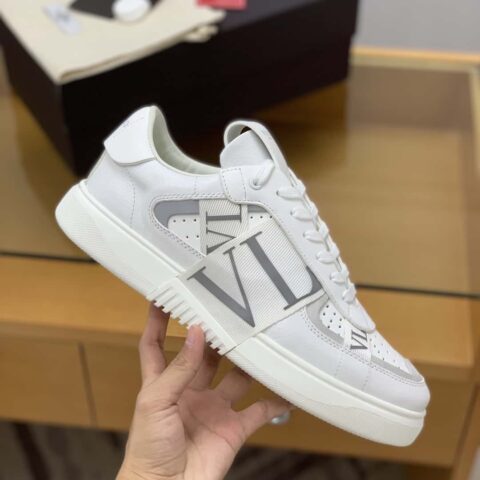 Valentino华伦天奴 VLTN logo绑带 男女款运动鞋