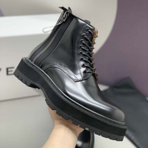 Givenchy/纪梵希 牛皮 男士系带短靴