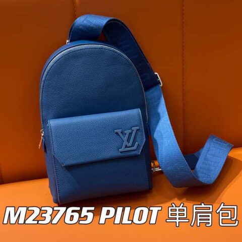【原单精品】M23765蓝色 全皮胸包单肩包系列 秋冬新款 PILOT 单肩包