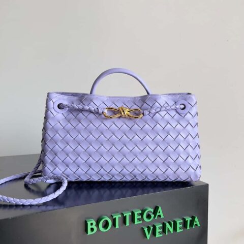 Bottega Veneta 新品横款Andiamo手袋 款号：754990 水晶紫色
