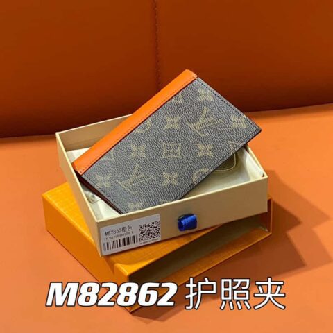 【原单精品】M82862老花橙色 护照夹钱包系列 护照保护套