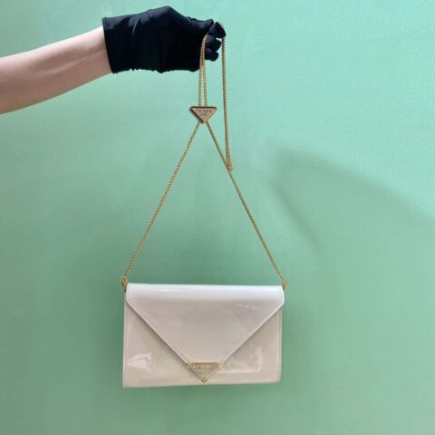 PRADA 🎉漆皮信封包🎉1Bp051手包 白色